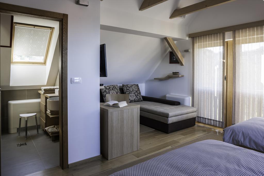 Guest House Kalska Domacija Semic Pokoj fotografie
